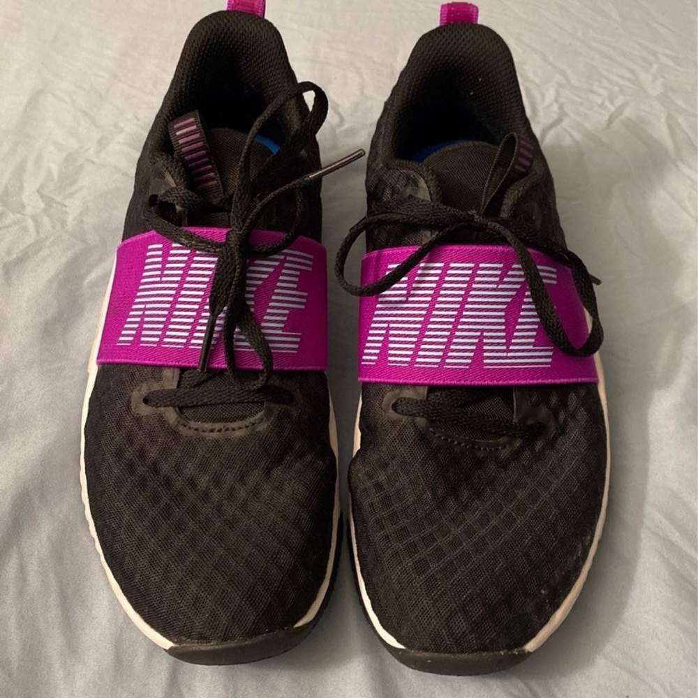 Nike Renew Women’s Sneaker